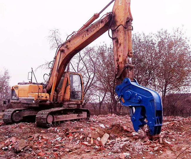hydraulic concrete pulverizer